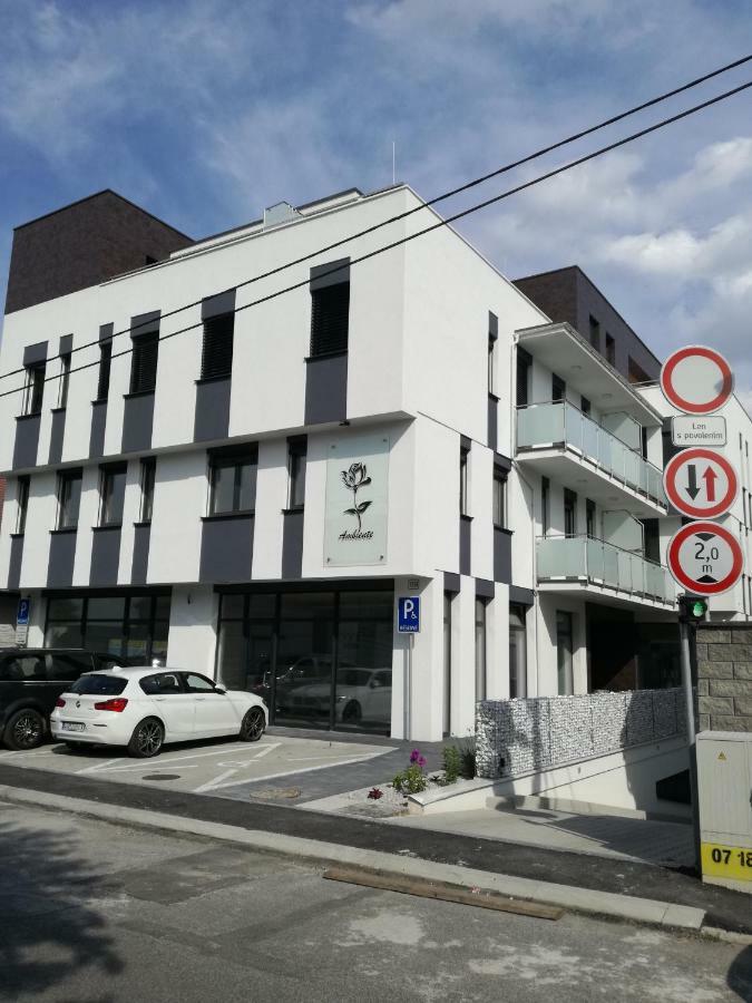 Ambiente Apartment Dunajska Streda Ngoại thất bức ảnh